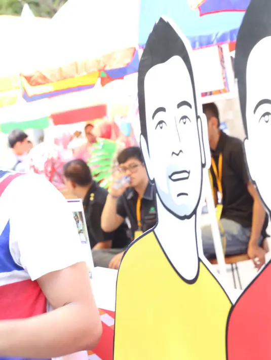 'Beli Raden3 dapat kaos satu, itu misalnya pake promo-promo, supaya orang tertarik', tandas Raffi. (Galih W. Satria/Bintang.com) 