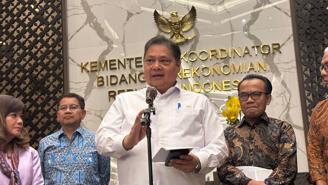 Menko Airlangga: Industri Padat Karya Sedang Tidak Baik-Baik Saja