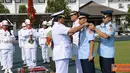 Citizen6, Bandung: Sertijab Dansesko TNI dari pejabat lama Laksamana Madya TNI Mochamad Jurianto, kepada penggantinya Marsda TNI Ida Bagus Putu Duni di Mako Sesko TNI Bandung. (Pengirim: Badarudin Bakri)