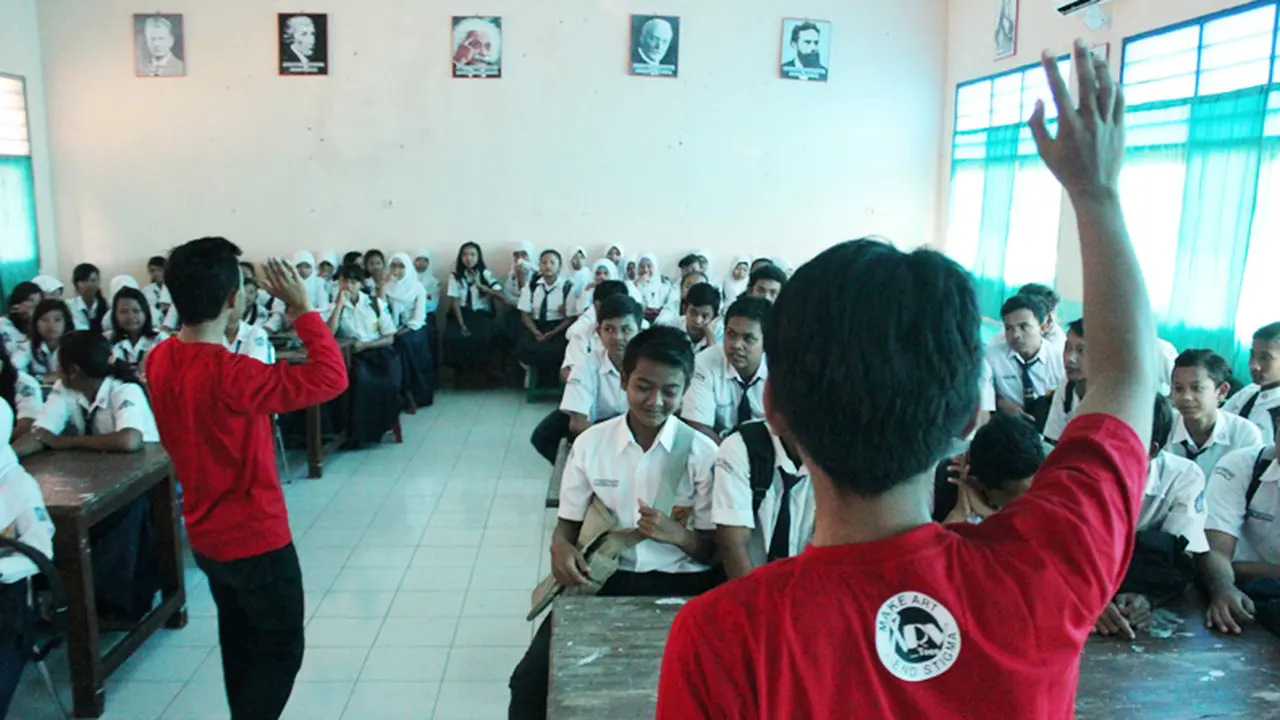 Kampanye Hapus Stigma Negatif ODHA Mahasiswa UNDIP