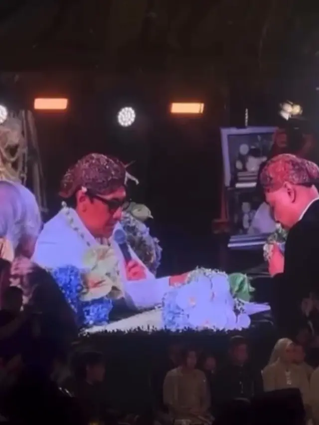 Andre Taulany di akad nikah