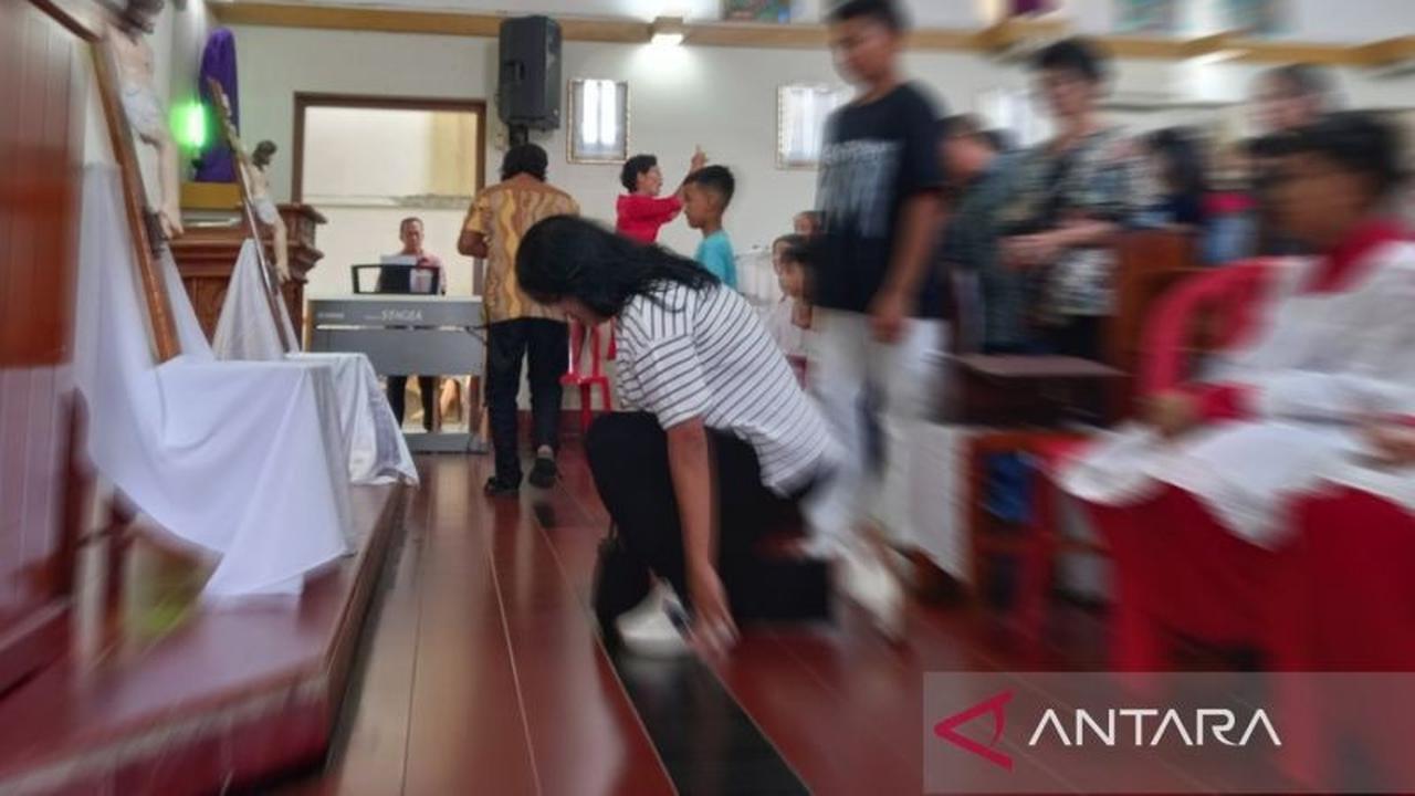 Jumat Agung Penguat Iman: Gereja Katolik Mentok Ajak Umat Berkorban Tulus