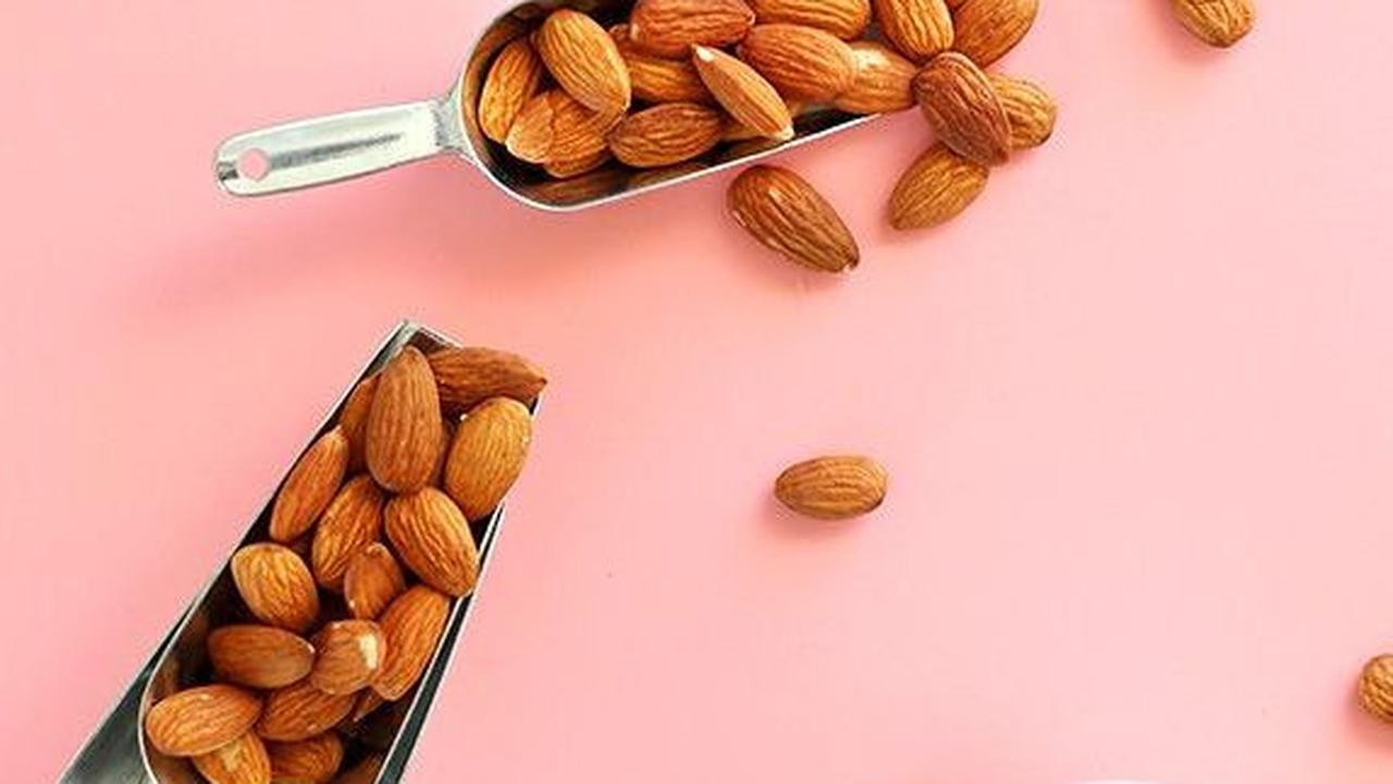 Kacang Almond<br>