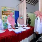 Bupati Banyuwangi Ipuk Fiestiandani Tijau Langsung Pelaksanaan Test IVA Gratis di Puskesmas Gambiran. (Istimewa)