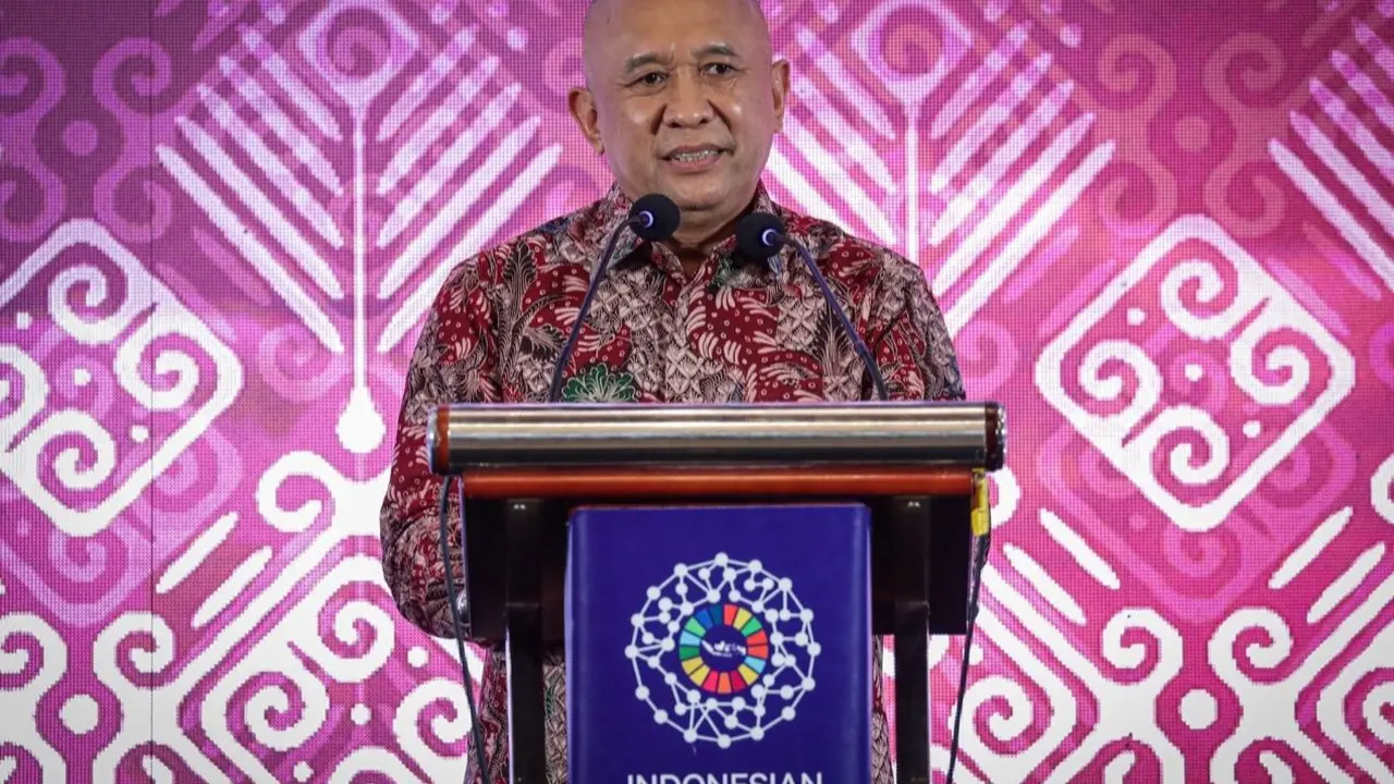 Menteri Koperasi dan UKM (MenKopUKM) Teten Masduki saat menutup acara Indonesian SDGs Corporate Summit (ISCOS) 2022 di Bali, Rabu malam (7/9/2022).
