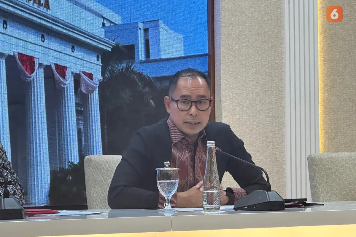 Direktur Pelindungan WNI dan BHI Kemlu RI Judha Nugraha dalam pernyataan pers, Kamis (31/10/2024). (Liputan6.com/Benedikta Miranti)