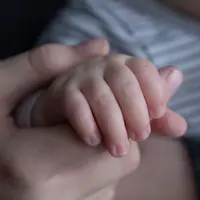 Ilustrasi anak-anak rentan terkena cacar jika berkontak dengan orang terinfeksi. (Sumber foto: unsplash.com)