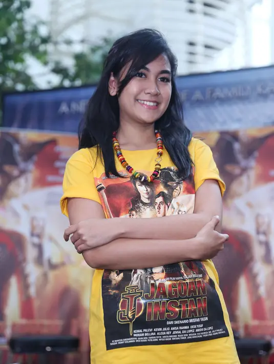 Anisa yang sering berganti warna-warni rambut, untuk sementara menahan hobinya itu. (Nurwahyunan/Bintang.com)