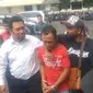 Suwarno dibawa ke tahanan Mapolrestabes Semarang. (foto : Liputan6.com / Edhie Prayitno Ige)