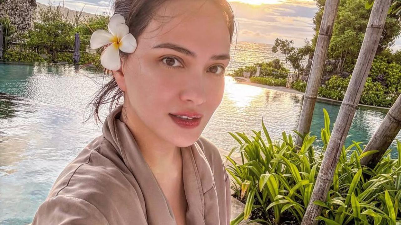 7 Potret Shandy Aulia di Instagram Jadi Sorotan, Dipuji Song Hye Kyo nya Indonesia