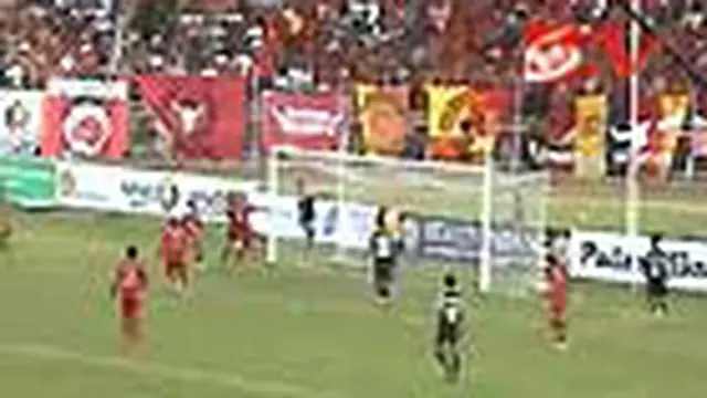 Arema Indonesia Takluk di GOR Agus Salim Padang