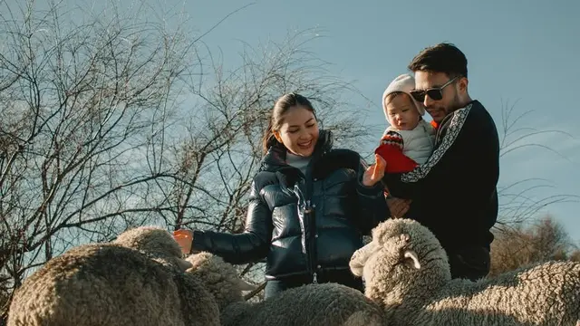 Potret Jessica Mila Liburan Musim Dingin ke Sydney dan New Zealand Bersama Putri Serta Suaminya. [@yakuphasibuan]