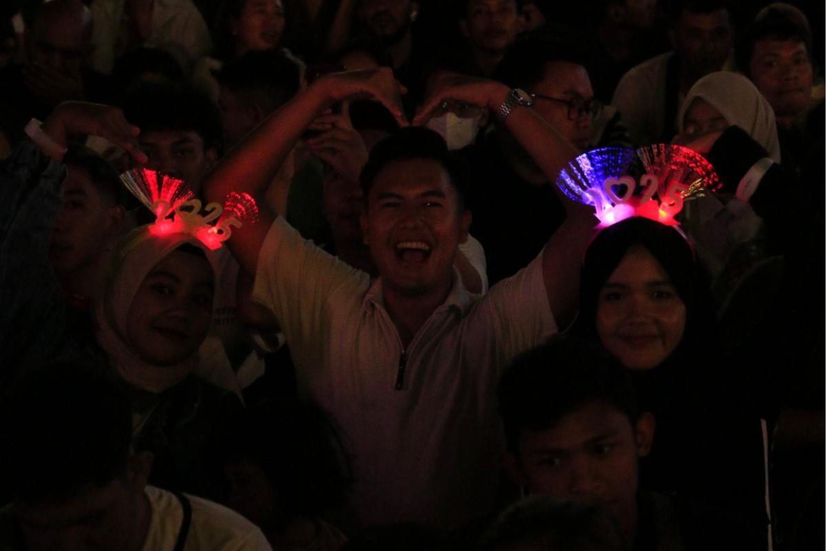Malam Tahun Baru 2025 di Bundaran HI