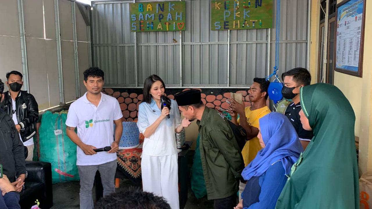 Terobosan Gubernur Maluku Utara Sherly Tjo, 'Sulap' Sampah jadi Sumber Ekonomi Baru Warga
