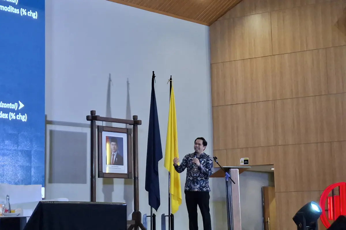 Kepala Biro Banking Research & Analytics BCA, Victor George Petrus Matindas