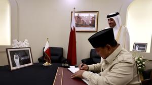 Prabowo Sampaikan Belasungkawa atas Wafatnya Sheikh Hamad bin Khalifa Al Thani