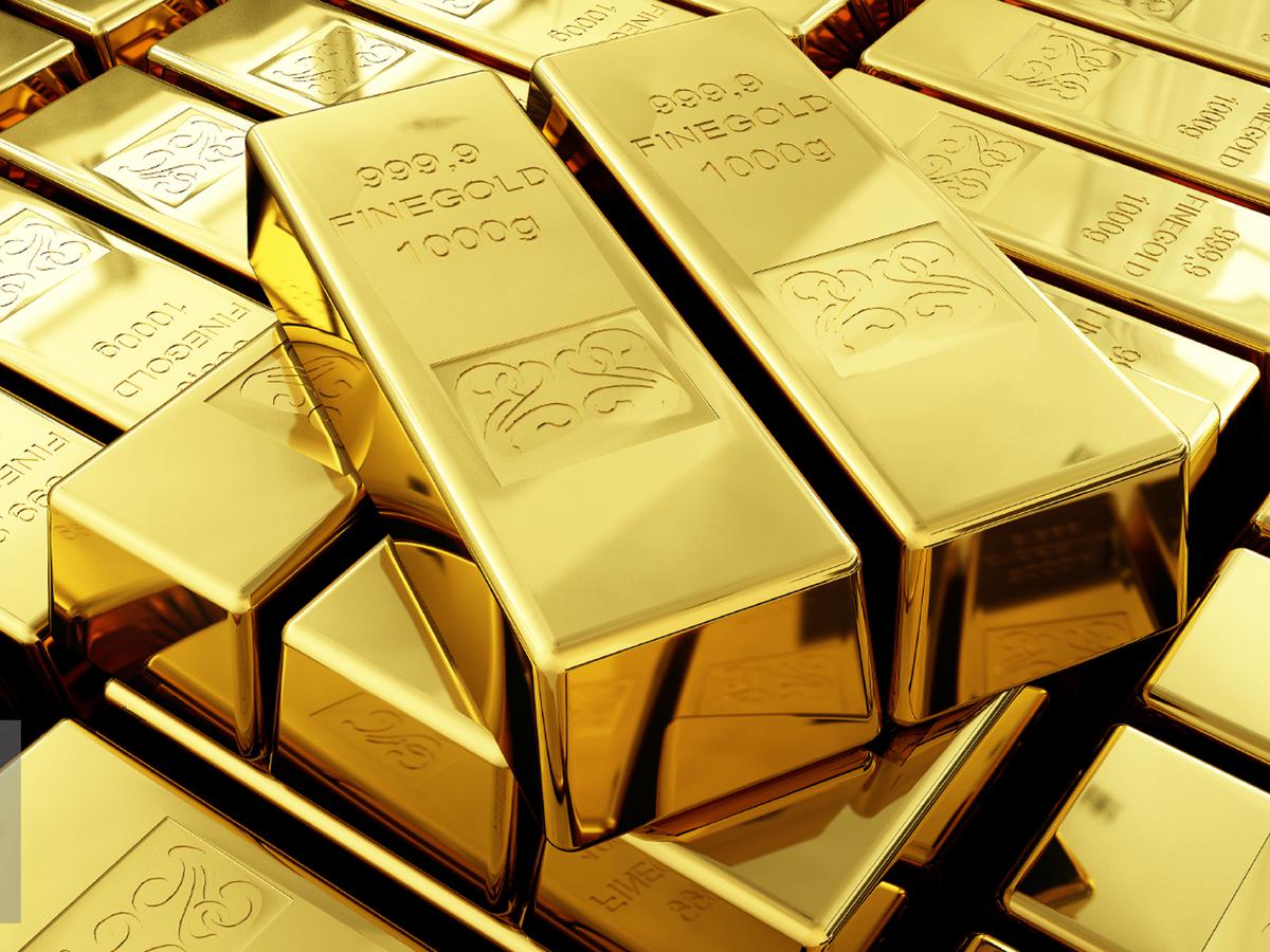 Di Luar Prediksi, Harga Emas Anjlok 1,5 Persen - Bisnis ...