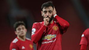 Bruno Fernandes menjadi bagian penting Manchester United saat ini. Didatangkan dengan harga 67,6 juta pound pada Januari 2020, ia mampu mendongkrak performa Setan Merah secara signifikan. Fernandes tercatat tampil sebanyak 106 kali dengan mencetak 47 gol dan 34 assist. (AFP/Nick Potts)