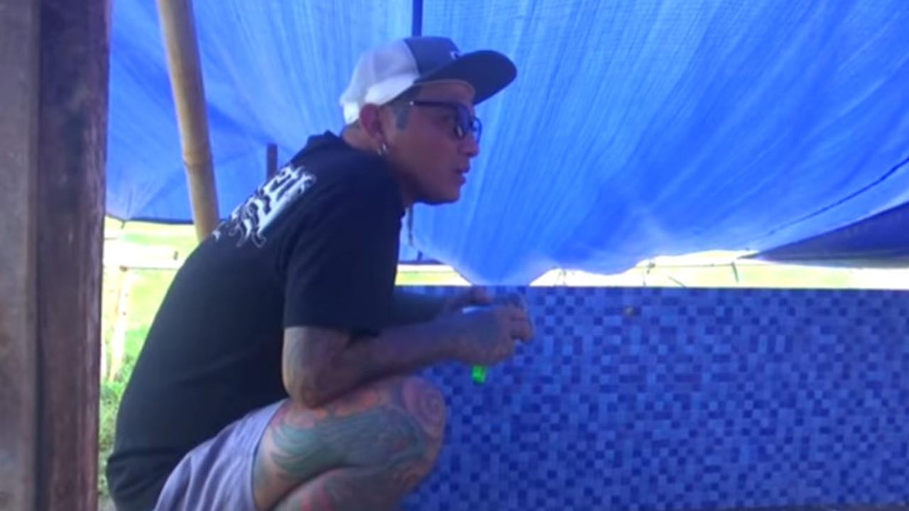 Dikenal Tajir Melintir, Kades Hoho yang Tubuhnya Bertato Sedang Bangun Cafe dan Kolam Renang Buat Anak-anak Muda
