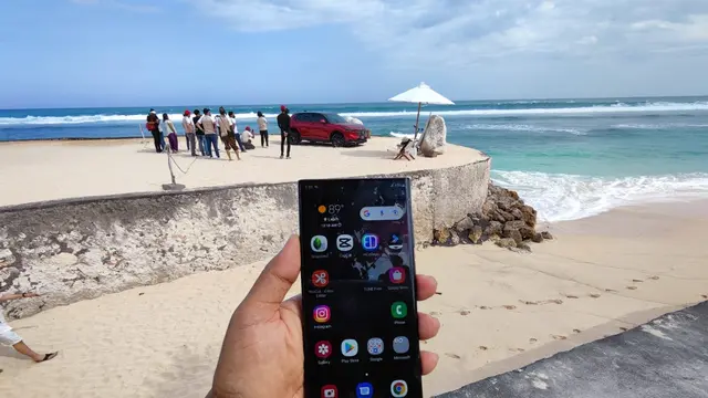 Memotret Ajang Balap di Sirkuit Mandalika Pakai Smartphone