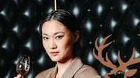 Tampil Stylish dengan Blazer Praktis ala Ayu Gani di Setiap Kesempatan, Bikin Makin Pede