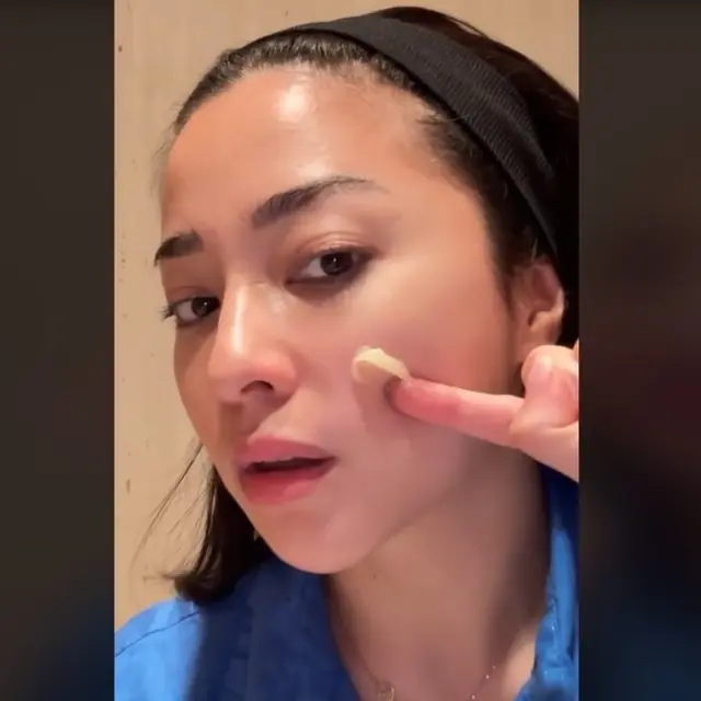 Nikita Willy Ungkap Cara Simpel dan Murah Dapatkan Wajah Glowing, Salah Satunya Pakai Es Batu.  foto: TikTok @nikitawillyofficial