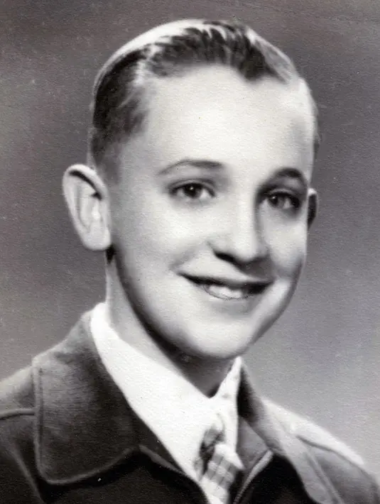 Paus Fransiskus lahir dengan nama Jorge Mario Bergoglio, pada 17 Desember 1936 di Flores, sebuah lingkungan di Buenos Aires, Argentina. Tampak dalam foto selebaran tak bertanggal yang diberikan oleh keluarga Bergoglio kepada Paus Fransiskus di masa mudanya. (AFP PHOTO/ Bergoglio family)
