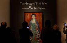 FOTO: Lama Menghilang, Lukisan Fenomenal Gustav Klimt Terjual Rp519 Miliar