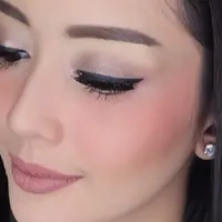 Sudah berusia 7 bulan kehamilan, Ririn masih tampak cantik dan manis.Ini buktinya.