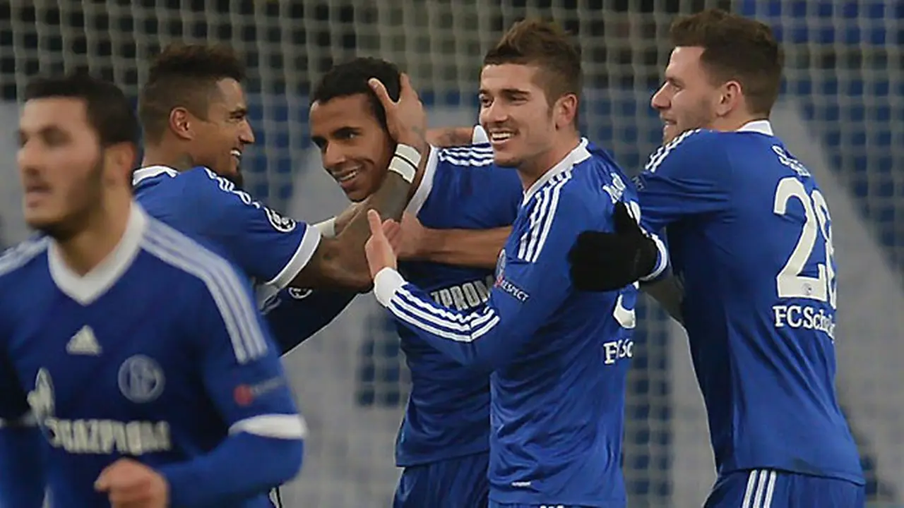 schalke-menang-131212a.jpg