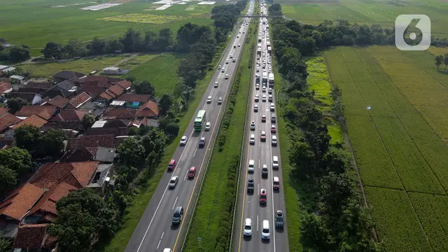 Arus Mudik di Tol Palikanci Menuju Jawa Tengah Masih Padat