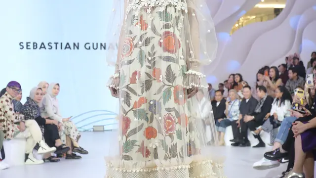 KAART JAGAT, Kreasi Batik dengan Sentuhan Mewah dari 14 Desainer IPMI