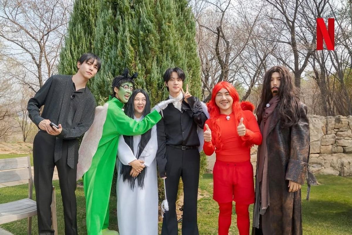 Jin BTS Muncul di Variety Show Netflix SCREWBALLS, Visualnya Cakep Banget