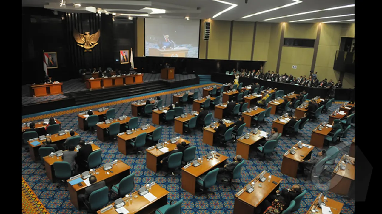 Penjelasan Ahok di Rapat Paripurna DPRD DKI Jakarta