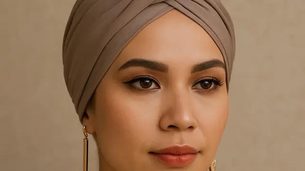 7 Model Hijab Segi Empat untuk Kondangan di 2025, Tampil Rapi dan Stylish
