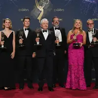 Ajang penghargaan bergengsi 77th Emmy® Awards resmi digelar pada Minggu, 14 September 2025. Perayaan tahunan yang mengakui keunggulan program televisi serta pencapaian individu ini berlangsung di Peacock Theater, Los Angeles. (foto/dok: Emmy Awards)