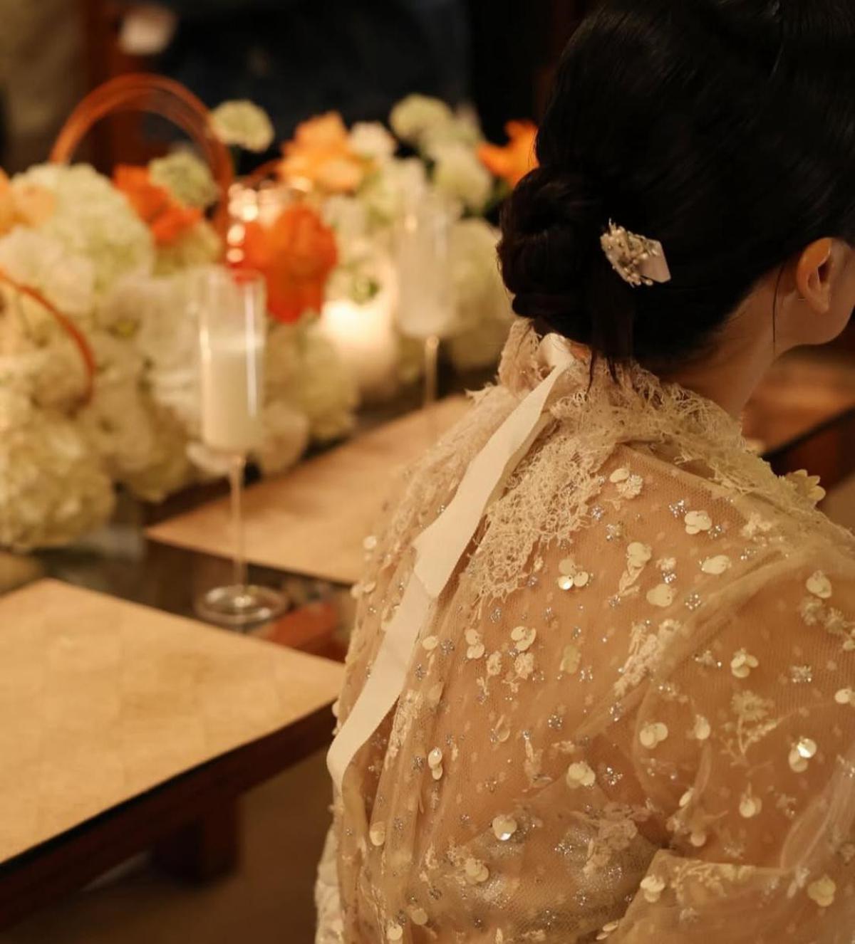 6 Potret Cantik Marsha Timothy, Tampil Bak Putri Bangsawan dengan Set Lace di Korea Selatan
