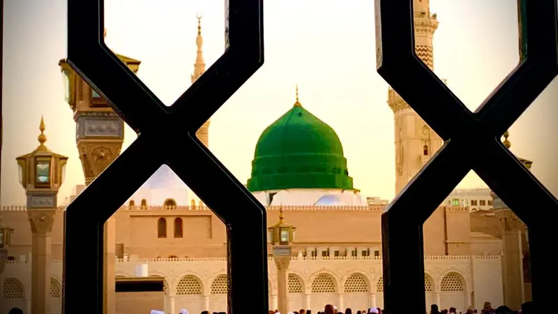 Kubah hijau, dibawah kubah ini terdapat makam Nabi Muhammad SAW, Madinah