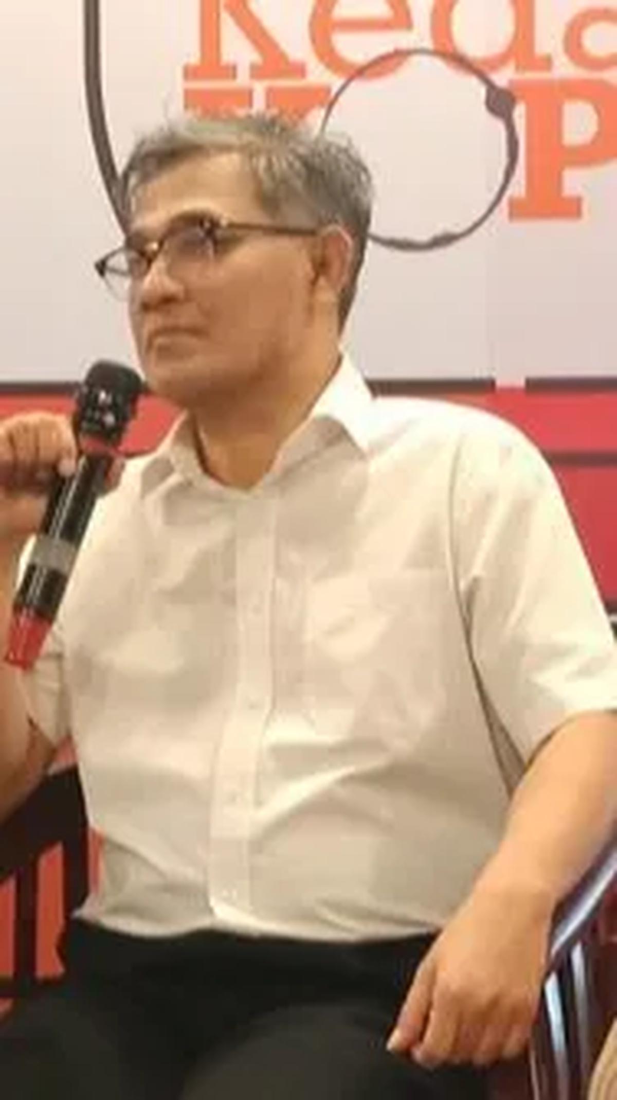 Dia kemudian mendeklarasikan dan menjadi ketua umum Inovator 4.0 Indonesia pada pada 11 September 2018.