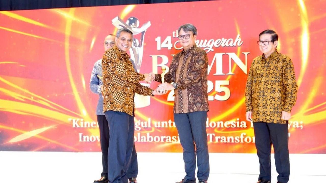 Pelita Air Raih Penghargaan Strategi Pertumbuhan Perusahaan Terbaik & Best CEO di Anugerah BUMN 2025