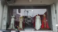 Butik Kecil Ini Pembuat Pakaian Pengantin Gibran - Selvi 