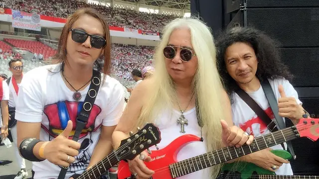 6 Potret Gideon Tengker, Ayah Nagita Slavina yang Pernah Hits Tahun 80-an