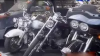 Polisi Tabanan menyita 4 sepeda motor besar merek Harley Davidson.