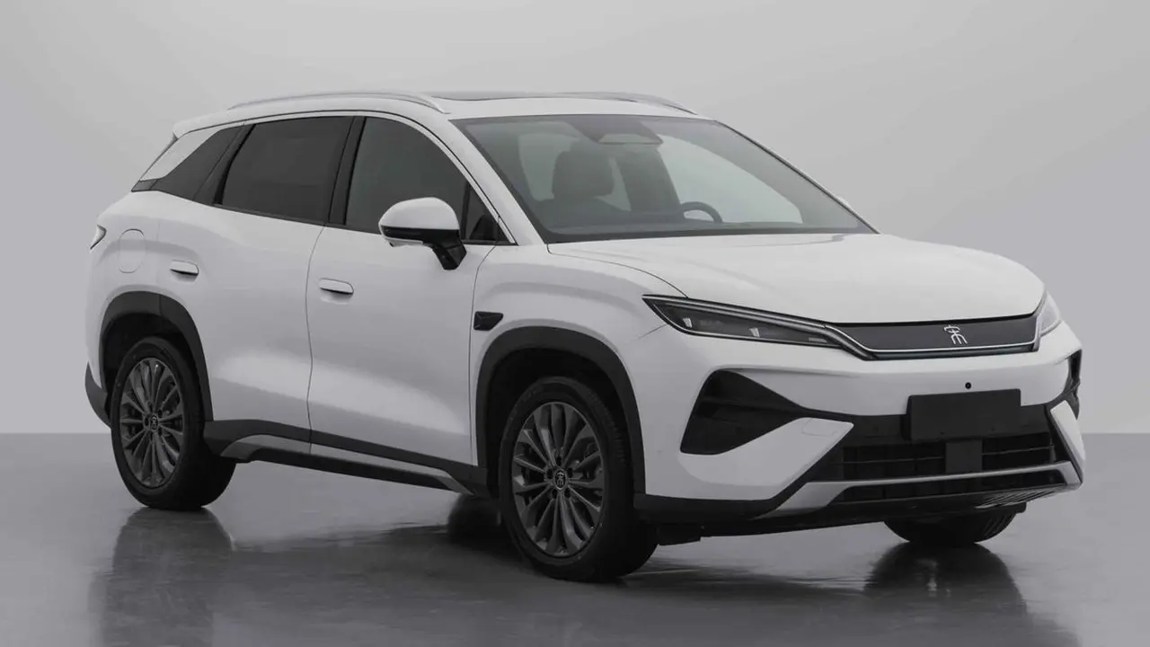 BYD Song Ultra Meluncur, Punya Tenaga Buas 362 Tenaga Kuda (Carnewschina)