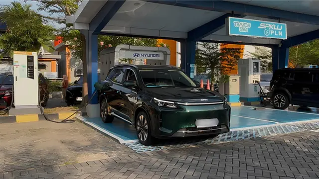Mobil Baru DFSK Tertangkap Kamera Sedang Diuji Jalan (Ist)