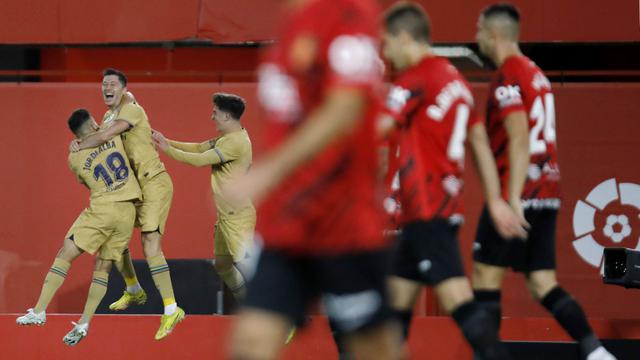 Foto: Robert Lewandowski Lagi, Barcelona Jinakkan Real Mallorca di Liga Spanyol