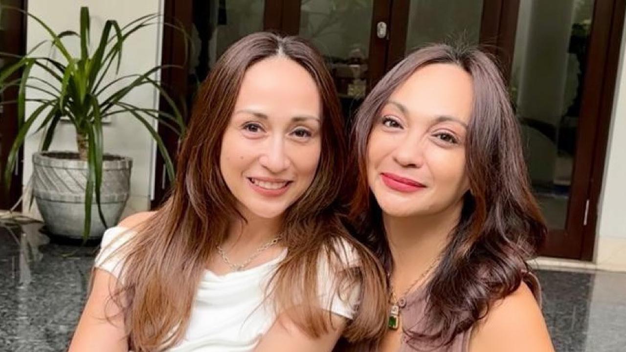 Potret Cantik Gladys Suwandhi yang Sudah 55 Tahun Tapi Tetap Awet Muda dan Masih Menawan