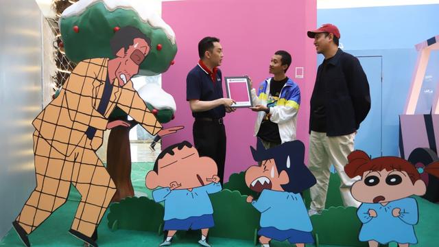 Kolaborasi Tahilalats x Crayon Shinchan bersama Nippon Paint Hadirkan Diorama Welcome to Kasukabe City. (ist)