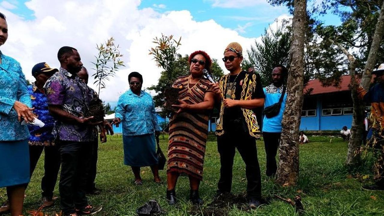 Pemprov Ajak Generasi Muda Papua Pegunungan Tanam Pohon, Jaga Keseimbangan Alam