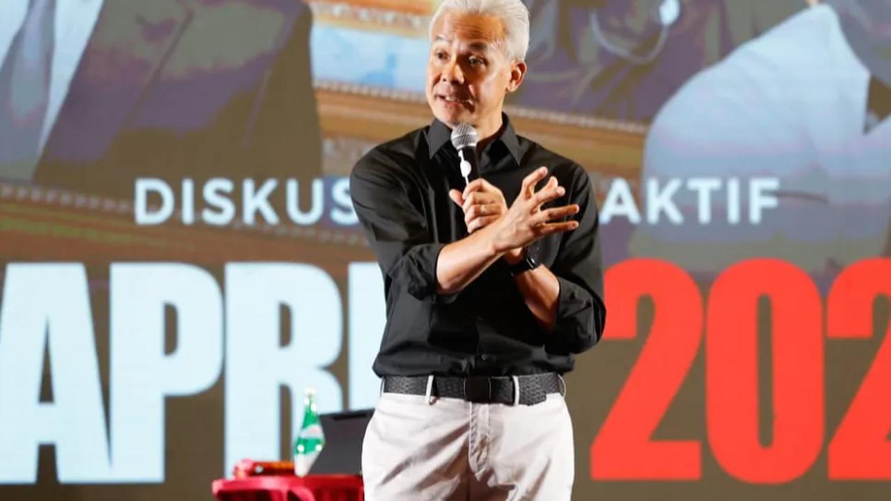 Calon Presiden nomor urut 3 Ganjar Pranowo mengatakan reformasi bisa dinilai gagal karena masih menjamur masalah korupsi, kolusi dan nepotisme (KKN).